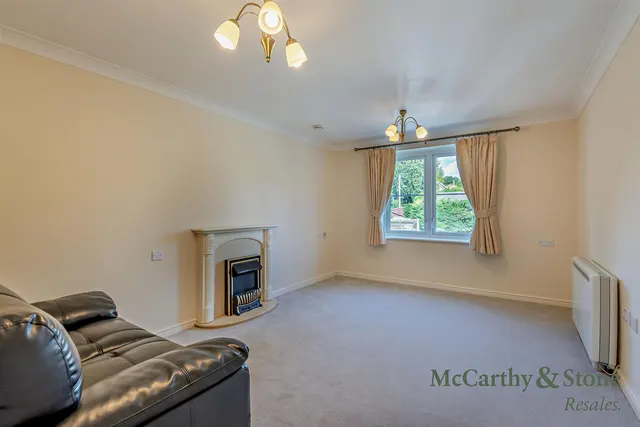 Grange Road, Uckfield, TN22, photo 3