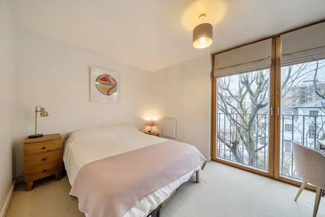 Photo 3 — Beaufort Court, 49 Lillie Road, Fulham, London, SW6