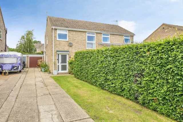 Orchard Close, Woodbridge, photo 1
