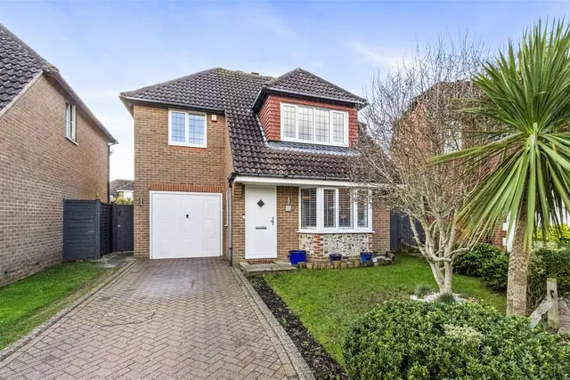 Cowdray Close, Rustington, Littlehampton, photo 1