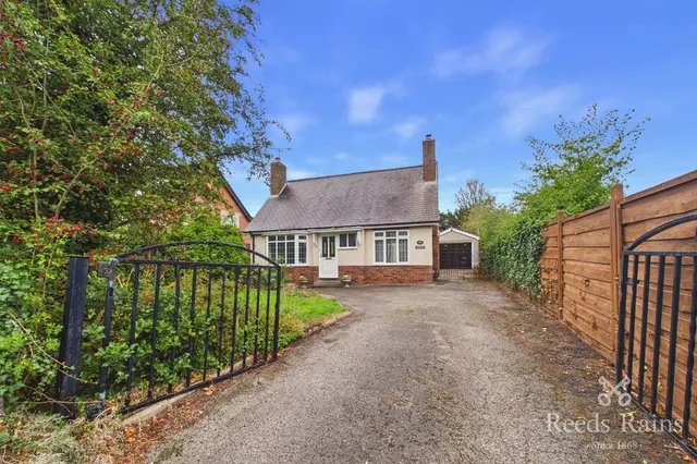 The Green, Hasland, Derbyshire, S41, photo 1
