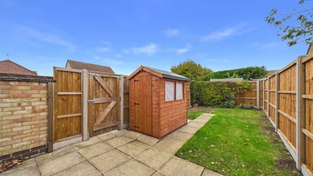 Salter Close, Bury St Edmunds, IP32, photo 3
