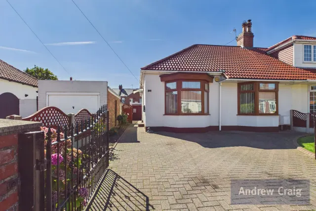 Central Gardens, South Shields, NE34, photo 1