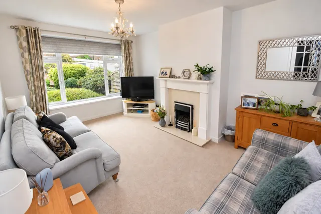 Wilsden, Bradford, BD15, photo 3