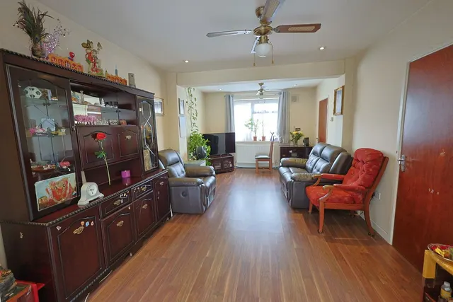 Bransgrove Road, Edgware, HA8, photo 3
