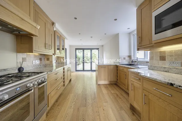 Dorville Crescent, Hammersmith, W6, photo 3