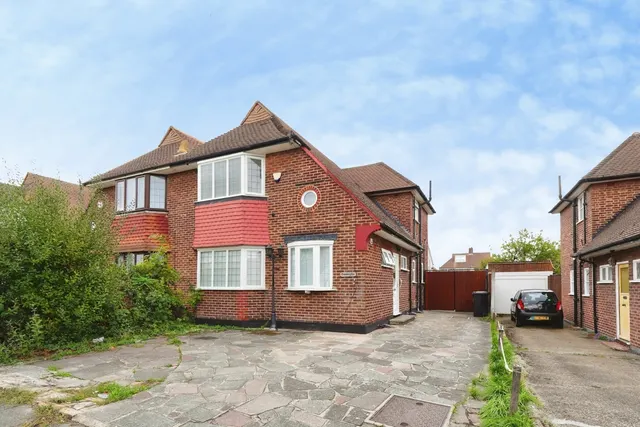 Woodham Road, London, SE6, photo 1