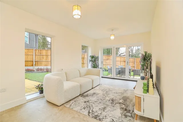 Photo 2 — Newton Road, Stoke Hammond, Milton Keynes, Buckinghamshire, MK17
