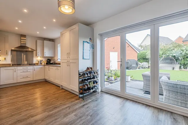 Apple Tree Close, Norton Fitzwarren, TA2, photo 2