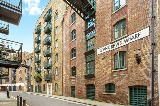 Photo 2 — Shad Thames, London, SE1