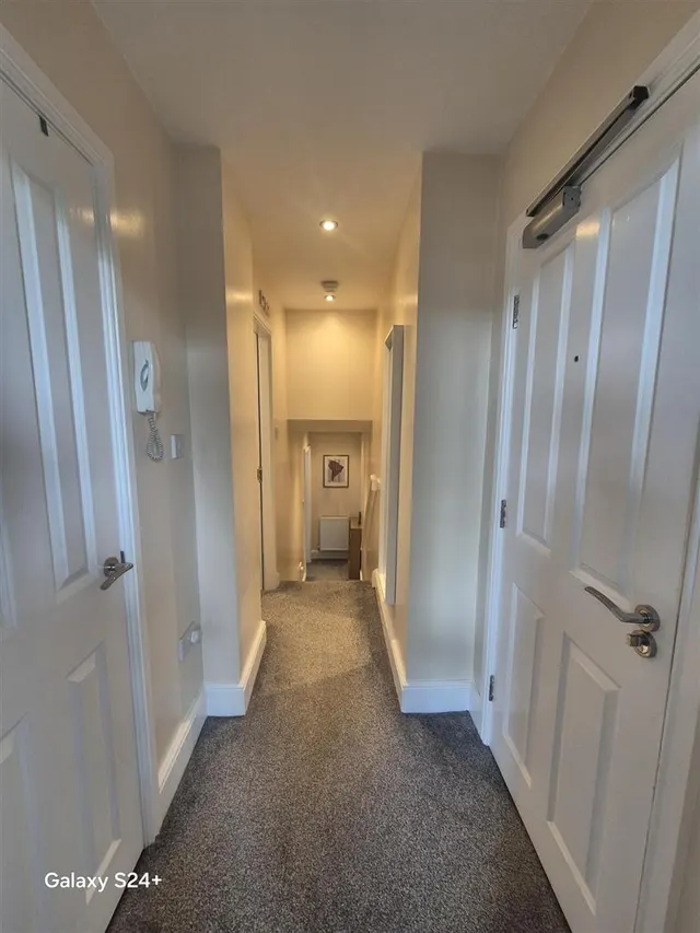 Wilmslow Road, Fallowfield, photo 2