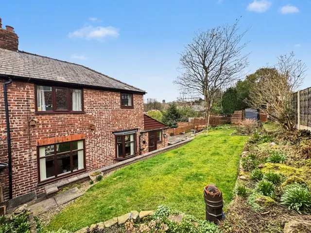 Wordsworth Gardens, Prestwich, M25, photo 3