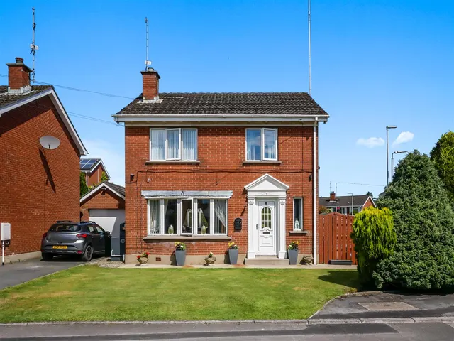 Winchester Drive, Carryduff, BT8, photo 1