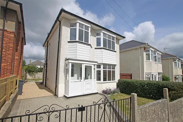 Nursery Road, Bournemouth, photo 1
