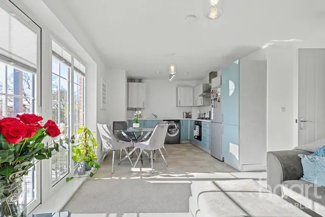 Fieldfare Way, Harlow, CM17, photo 3