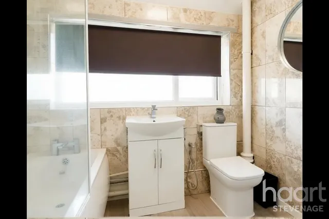 Beech Drive, Stevenage, SG2, photo 2