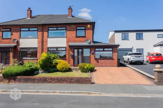 Limefield Road, Bolton, BL1 6LA, photo 1