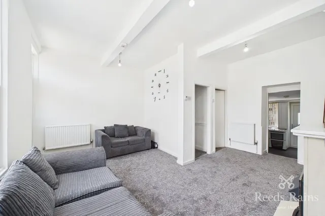 Photo 2 — Meltham Road, Huddersfield, West Yorkshire, HD1
