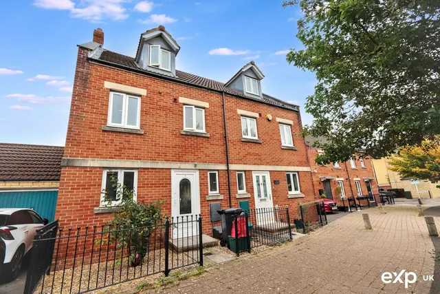 Carousel Lane, Weston-Super-Mare, BS24, photo 1