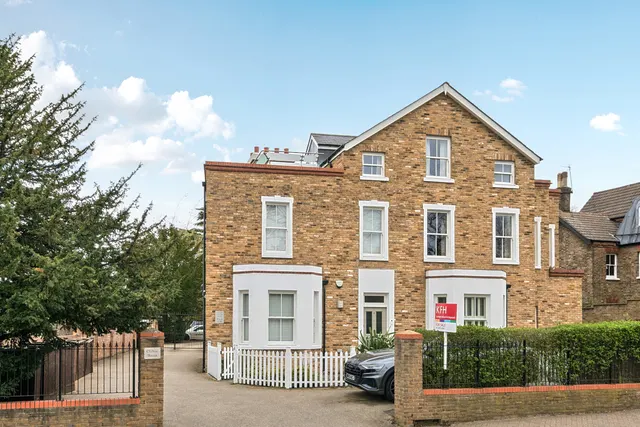 Royal Parade, Chislehurst, BR7, photo 1