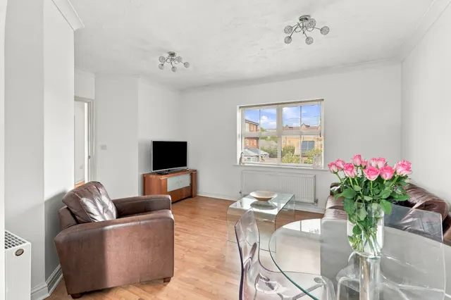 Greenwich Way, Waltham Abbey, EN9, photo 2