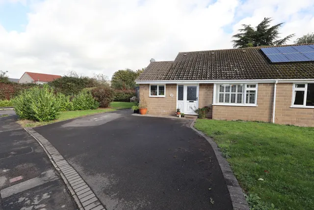 Wheeler Grove, Wells, photo 1