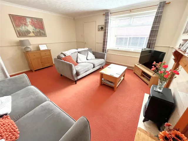 Marlow Crescent, West Hallam, DE7, photo 3