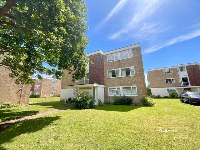 Beacon Drive, Christchurch, Dorset, BH23, photo 1