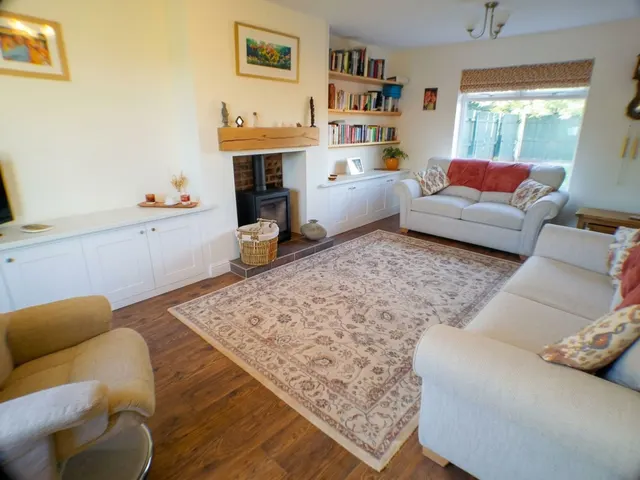 Butler Close, Cropwell Butler, NG12, photo 2
