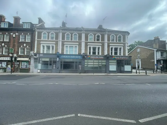 Blackheath Road, London, photo 1
