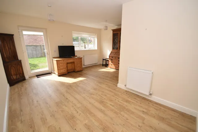 Chester Road, Nomans Heath, photo 3