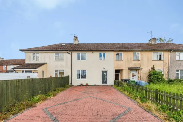 Coronation Road, Wroughton, Swindon, photo 1
