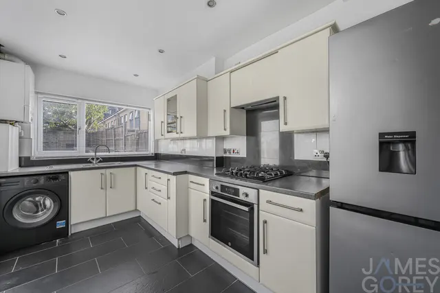 Finchley Close, Dartford, DA1, photo 3