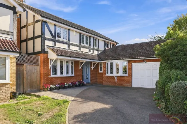 4 bedroom house, Farthingale Lane, Waltham Abbey, EN9