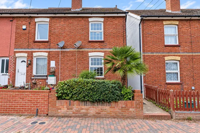 Weare Road, Tunbridge Wells, TN4, photo 1