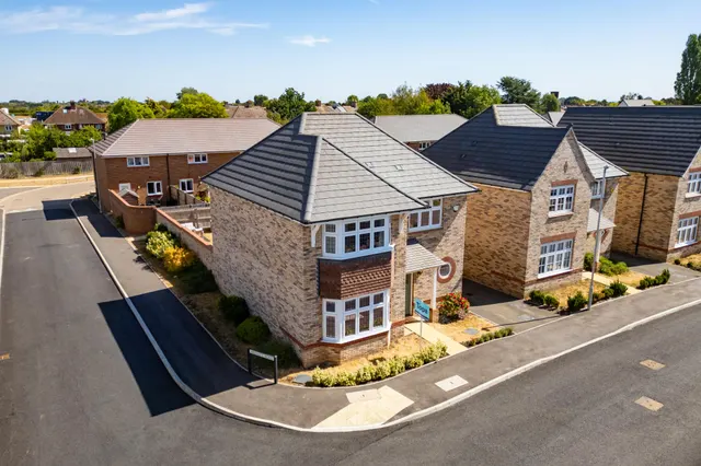 Groves Way, Cottenham, CB24, photo 1