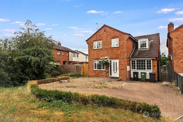 Eagle Close, Thornhill, CV11, photo 1