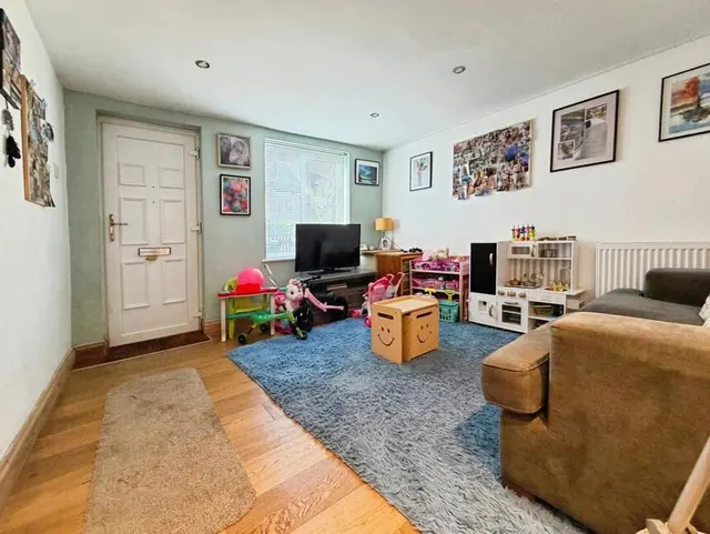 Ferry Road, Rye, TN31, photo 2