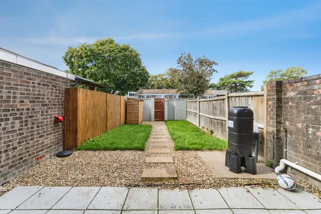 Photo 2 — Warren Close, Brandon