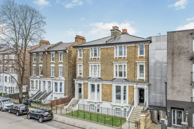 Photo 2 — Jeffreys Road, London, SW4