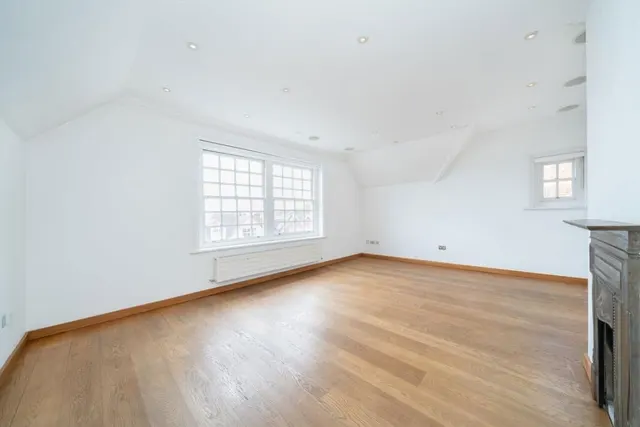 Bracknell Gardens, Hampstead, NW3, photo 2