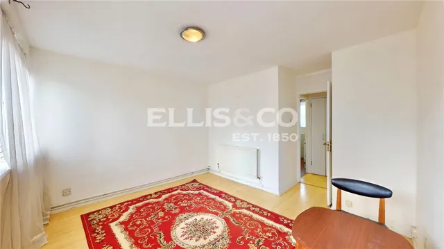 Barnhill Road, Wembley, HA9, photo 2