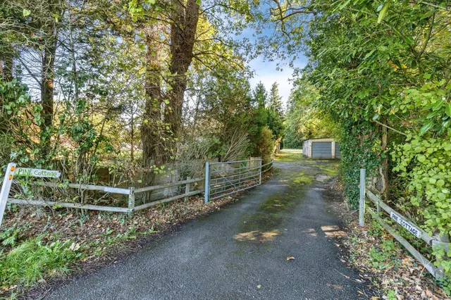 Cuckfield Road, Hurstpierpoint, BN6, photo 2