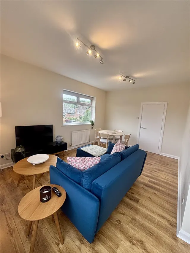 Manchester Road, Wilmslow, SK9, photo 1