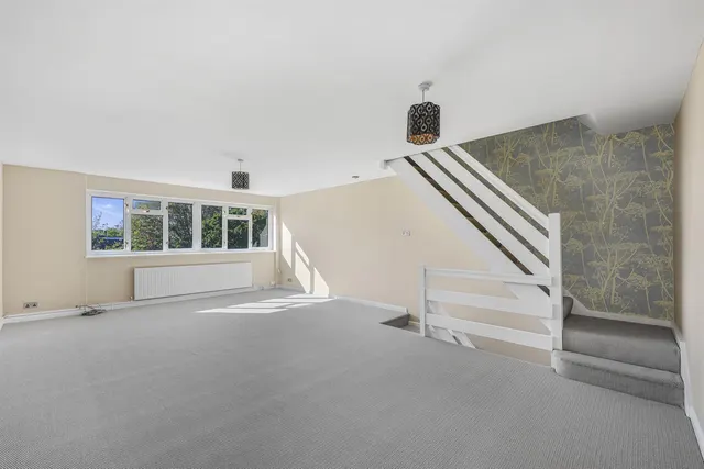 Arabia Close, North Chingford, E4, photo 3