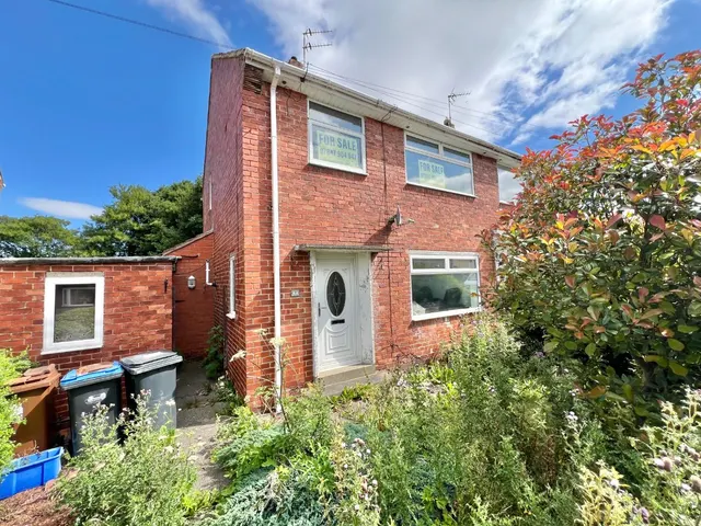 Grasmere Grove, Crook, DL15, photo 1
