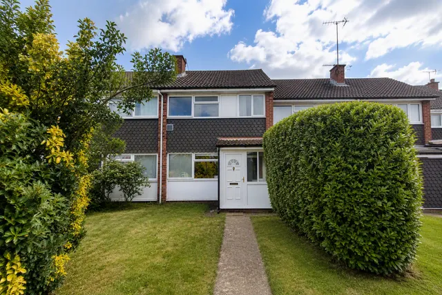 Channel Close, Hounslow, TW5, photo 1