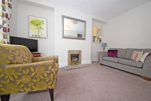 Bessie Street, Barnoldswick, BB18, photo 3