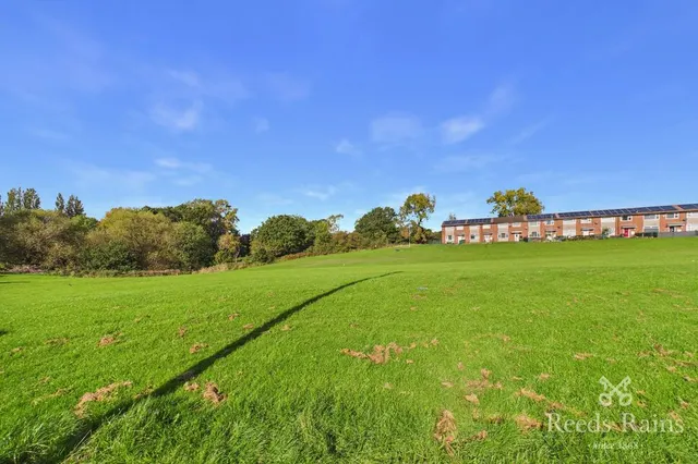 Wollaton Walk, Denton, M34, photo 2