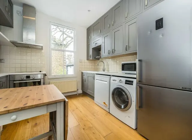Photo 3 — Arden Road, West Ealing, W13